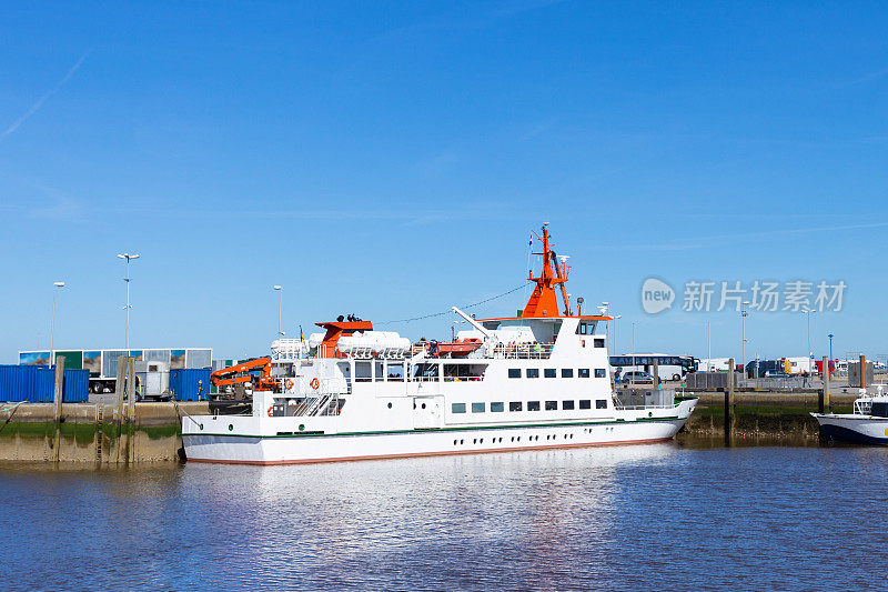 Ferry Spiekeroog I位于东弗里西亚北海Neuharlingersiel。2023年，德国下萨克森州